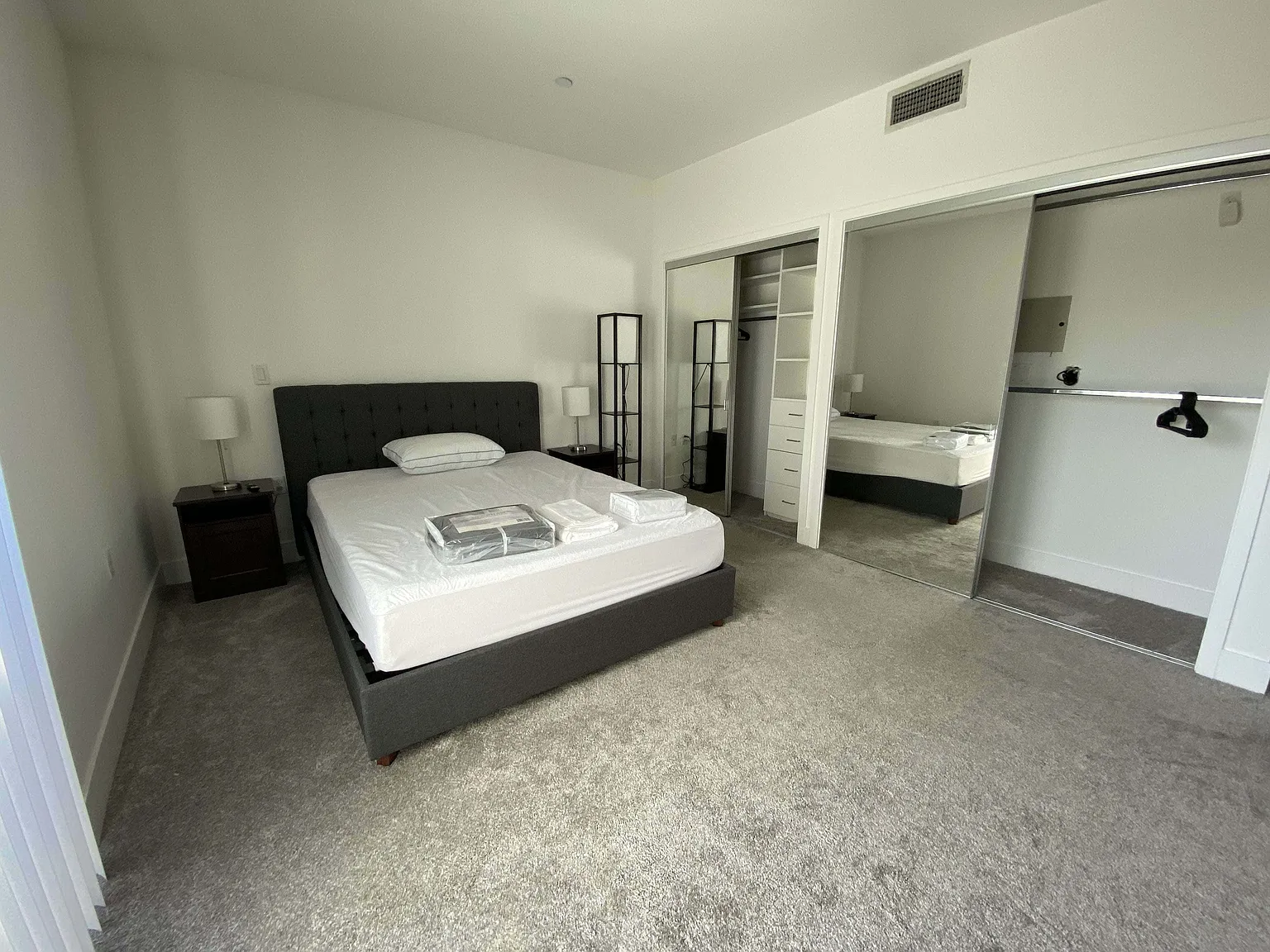 4 bed, 1600 sqft, $1,400 — Photo 1