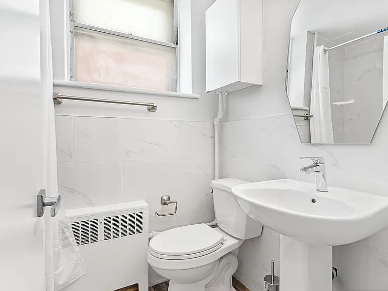 280 Laurier Ave E — Photo 27