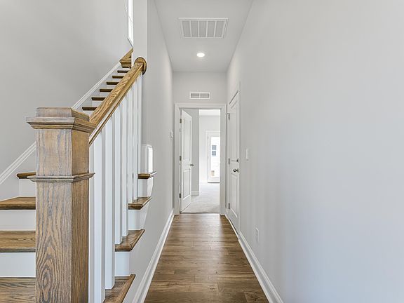 2nd image of 2042 Fishamble St #32