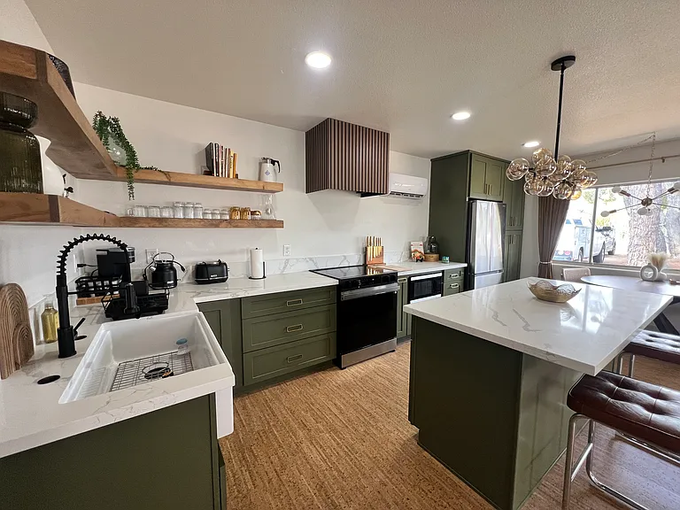 870 Buol Rd #2 — Photo 4