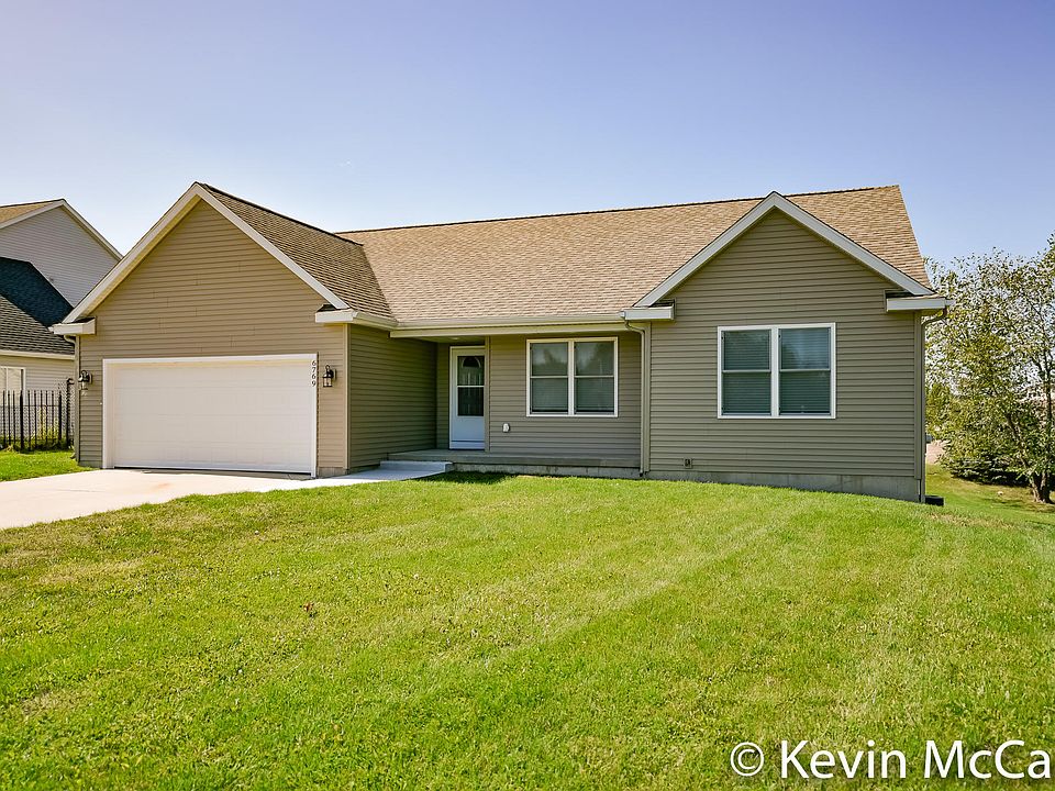 2nd image of 6769 Hartman Dr SE