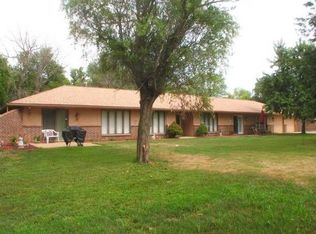 4138 NW Green Hills Rd, Topeka, KS 66618