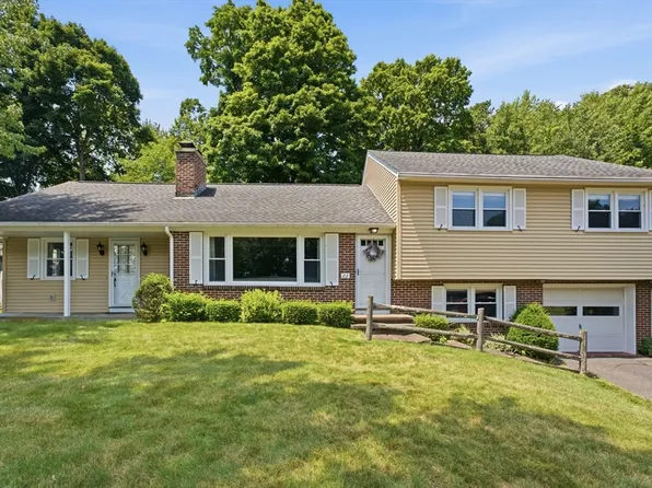 23 Old Orchard Rd, West Springfield, MA 01089