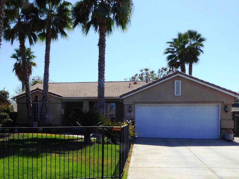 1st image of 1149 W Pebble Dr
