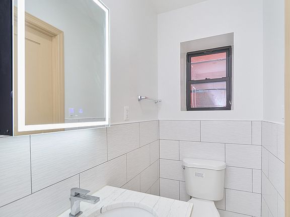 4th image of 6 E 132nd St #1C
