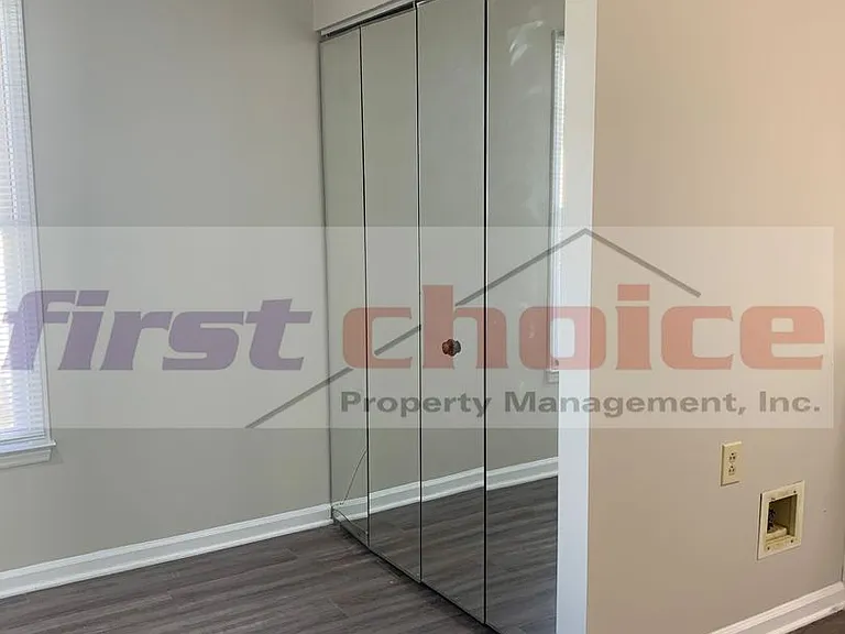 1750 Ridgefield Ct — Photo 10