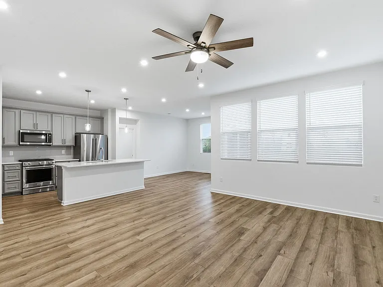 538 Penwell Dr — Photo 10