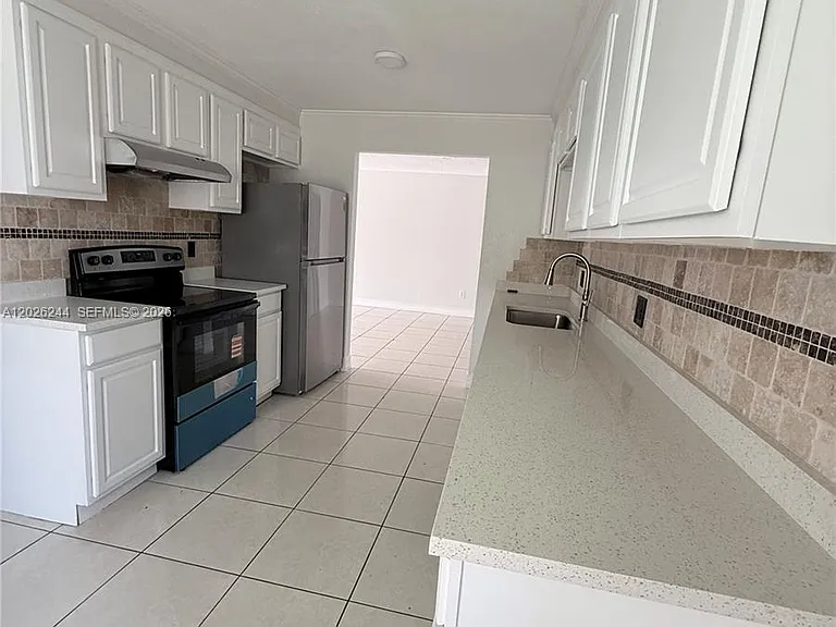 22217 SW 61st Ave — Photo 9