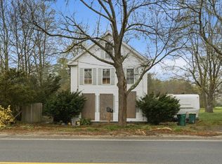 147 Plymouth St, Carver, MA 02330