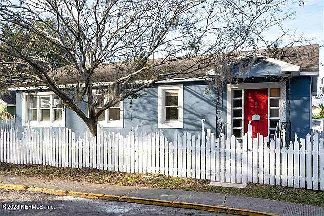 1st image of 56 SARAGOSSA Street