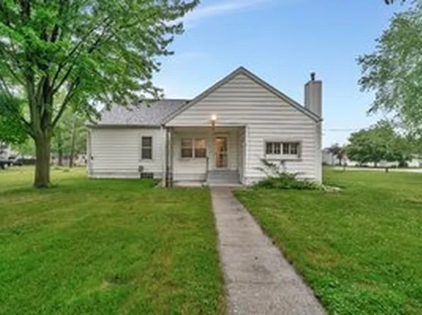 435 Elm St, South Wilmington, IL 60474