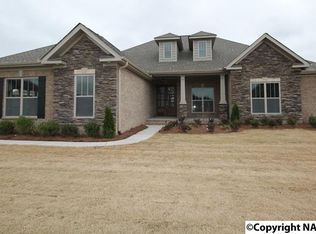 3015 Laurel Cove Way, Gurley, AL 35748