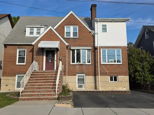 16 Abend St, Little Ferry, NJ 07643