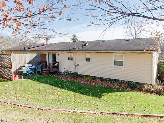 4th image of 645-649 W Bath Rd