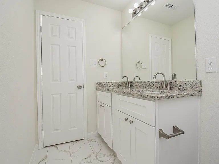 2819 Topiary Ln — Photo 28