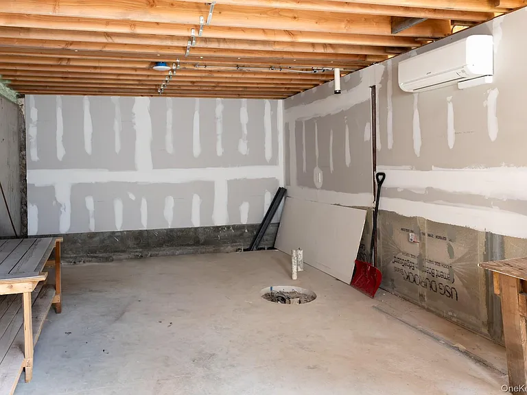 43 N Midland Ave #114 — Photo 13