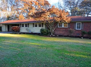 1200 Snowdon Dr, Knoxville, TN 37912