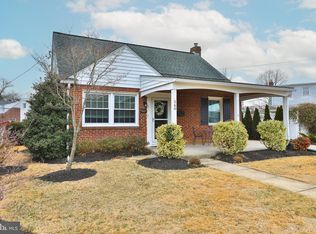 560 Lawrence Rd, Havertown, PA 19083