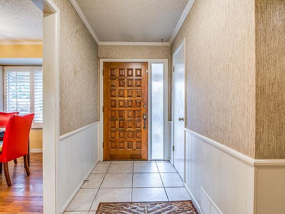 5th image of 7014 Nashville Dr