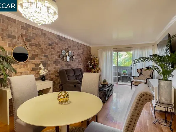 900 Southampton Rd APT 4, Benicia, CA 94510