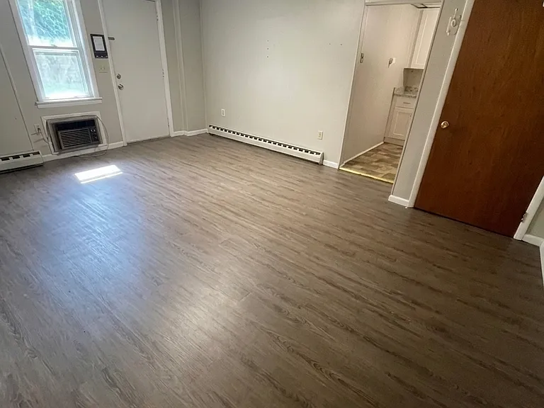 327 3rd St #37 — Photo 23