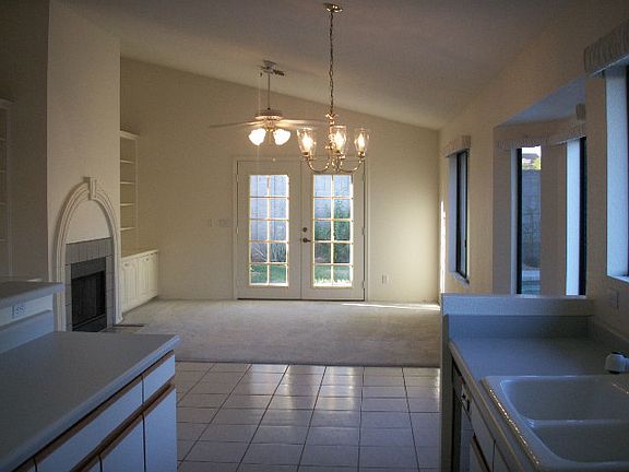 Famiy Room & out to patio