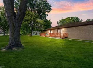 33835 Hooker Rd, Chesterfield, MI 48047