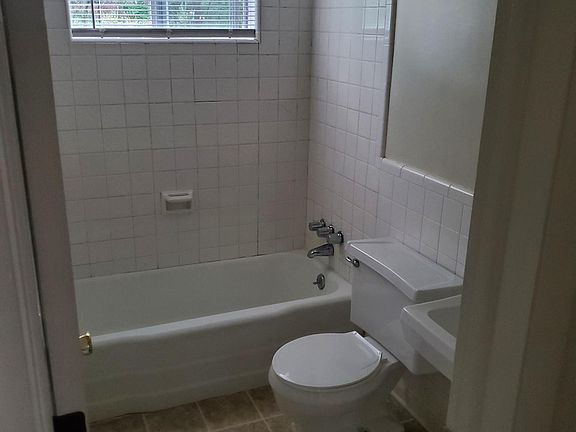 2nd image of 2663 Jenkins Ave SW #2663