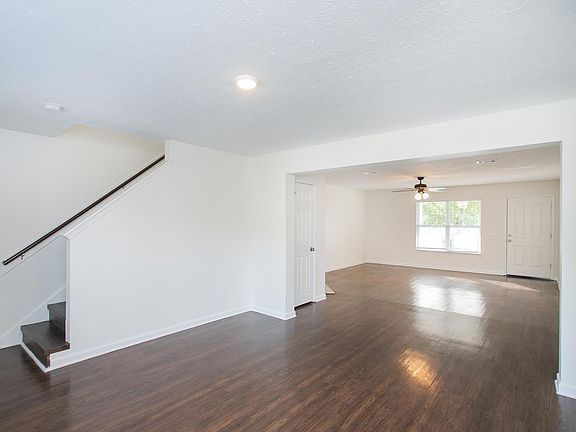 5th image of 347 Stewart Springs Dr