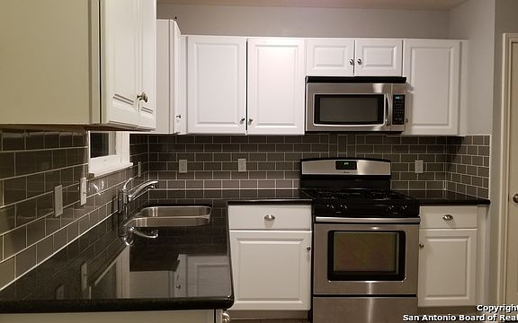 4th image of 39 Cromwell Dr