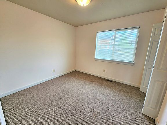 5th image of 2301 Sun Ave