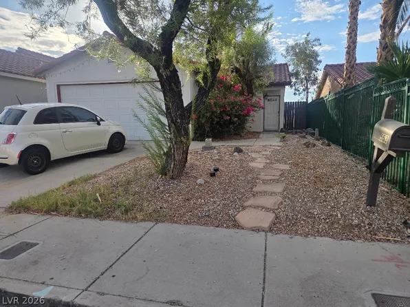 553 Grimsby Ave, Henderson, NV 89014