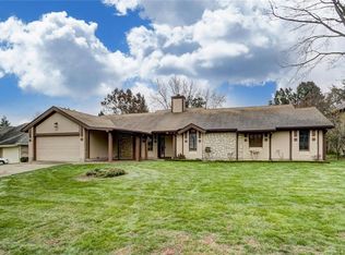 721 Highpoint Dr, Springboro, OH 45066