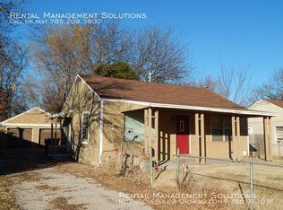 1014 SE Pinecrest Dr, Topeka, KS 66605