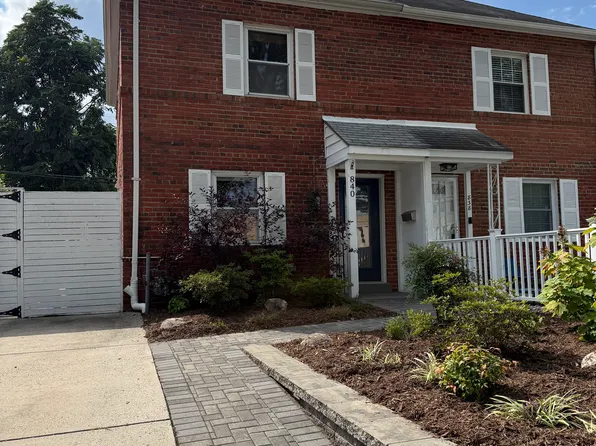 840 S Highland St, Arlington, VA 22204