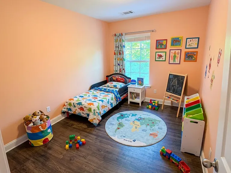 4040 Queensbridge Rd — Photo 11