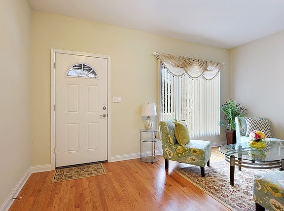 5th image of 5904 W 87th Place Oak