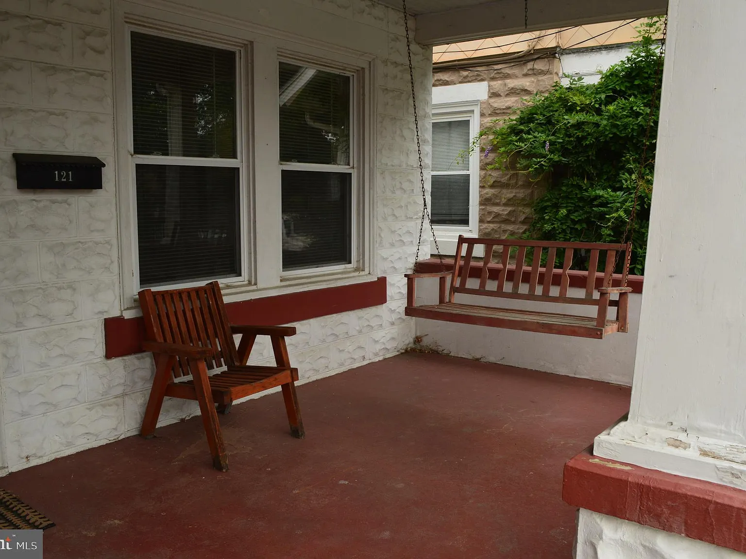3 bed, 1.0 bath, 1536 sqft, $1,600 — Photo 3