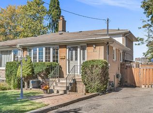 12 Slidell Cres, Toronto, ON M3A2C4