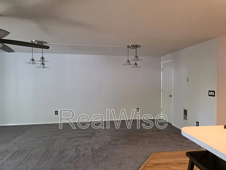 3109 NE 118th Ave — Photo 4