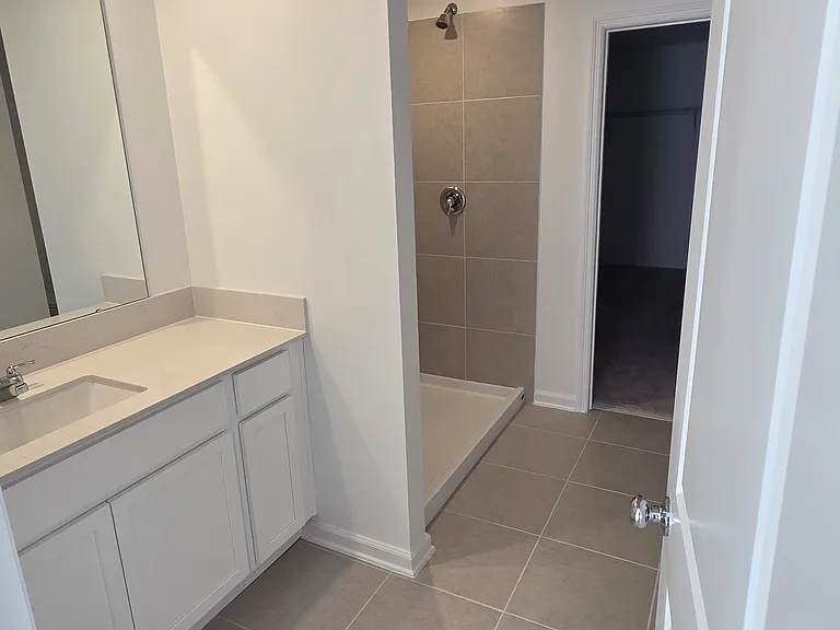 1326 Belle Isle Ln — Photo 13