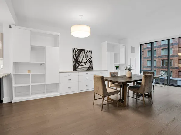 9 Avenue At Port Imperial image 6 of 50