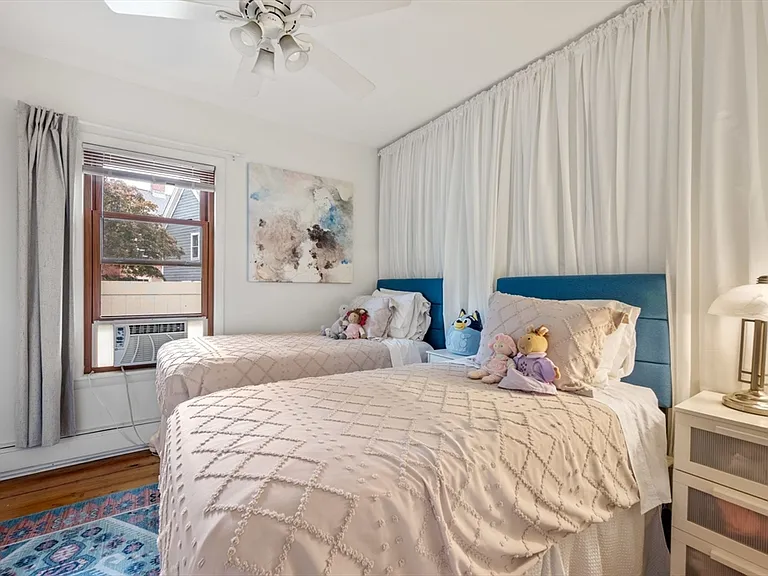 51 Creighton St #1 — Photo 17