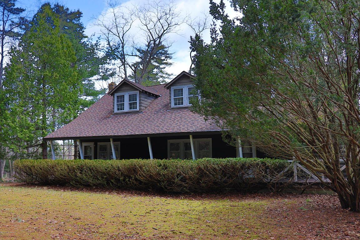 21 Countess Loop, Bolton Landing, NY 12814 | Zillow