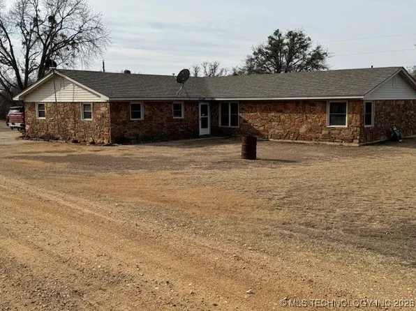 13547 Lowery Rd, Madill, OK 73446