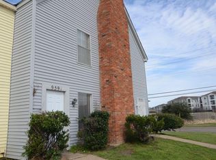 9591 Olde Towne Row, Dallas, TX 75227