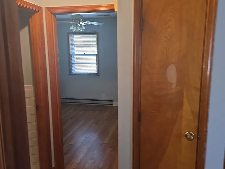 410 Dorrier Dr — Photo 7