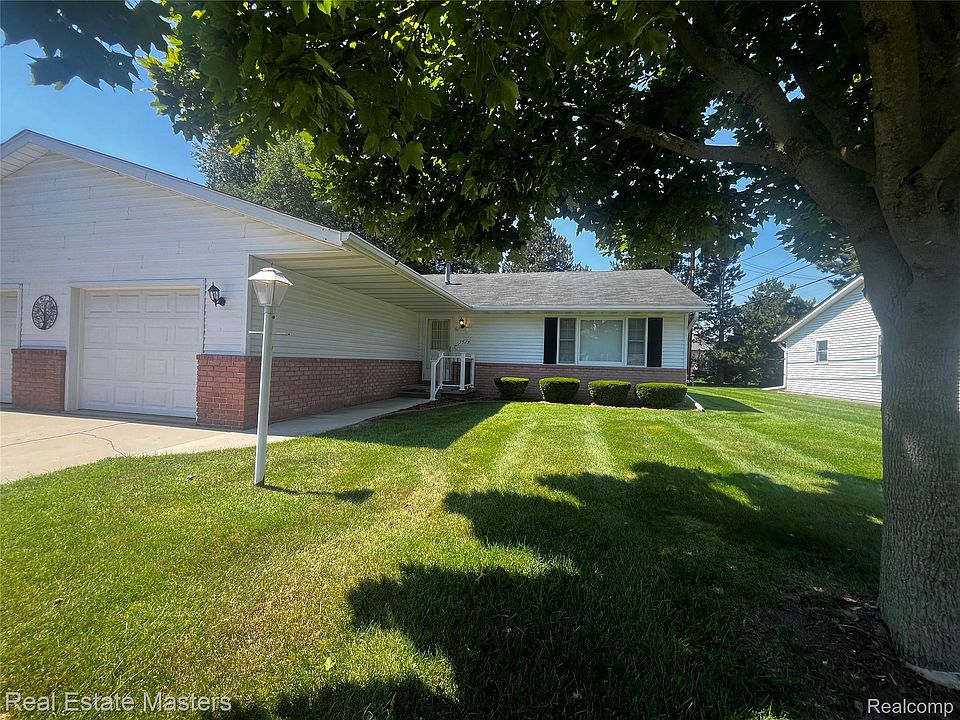 1st image of 3549 Holland Park Ln #2