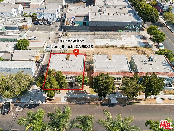 3rd image of 117 W 9th St