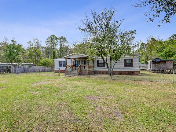 2nd image of 93 Gaines Cir